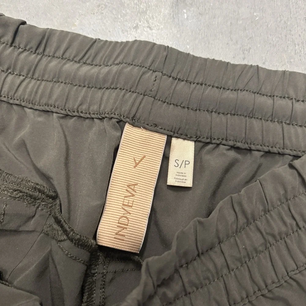 Indevya Women's Pants Lightweight Size Small Olive Green Loose Fit Joggers‎ Yoga